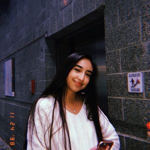 Meet your Posher, Isabella